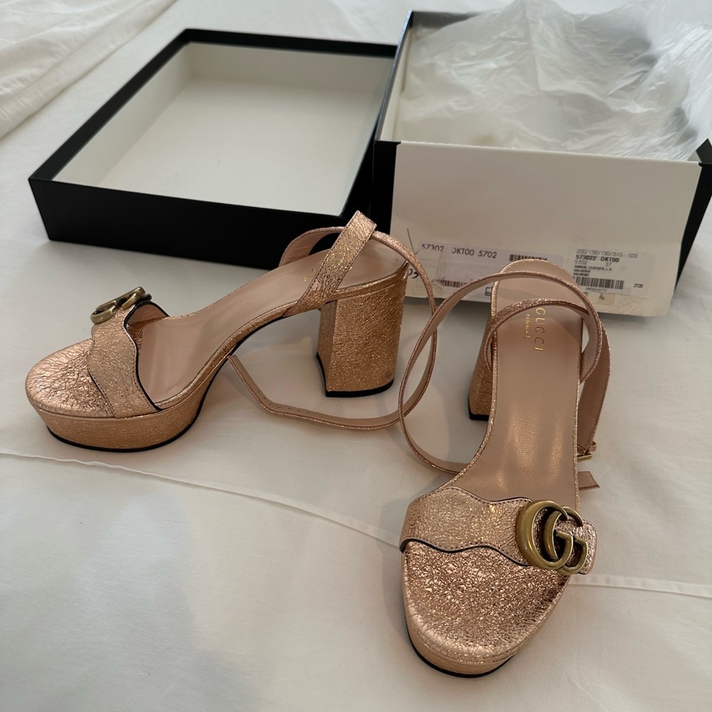 Gucci Galassia Platforms 37 (7 US)